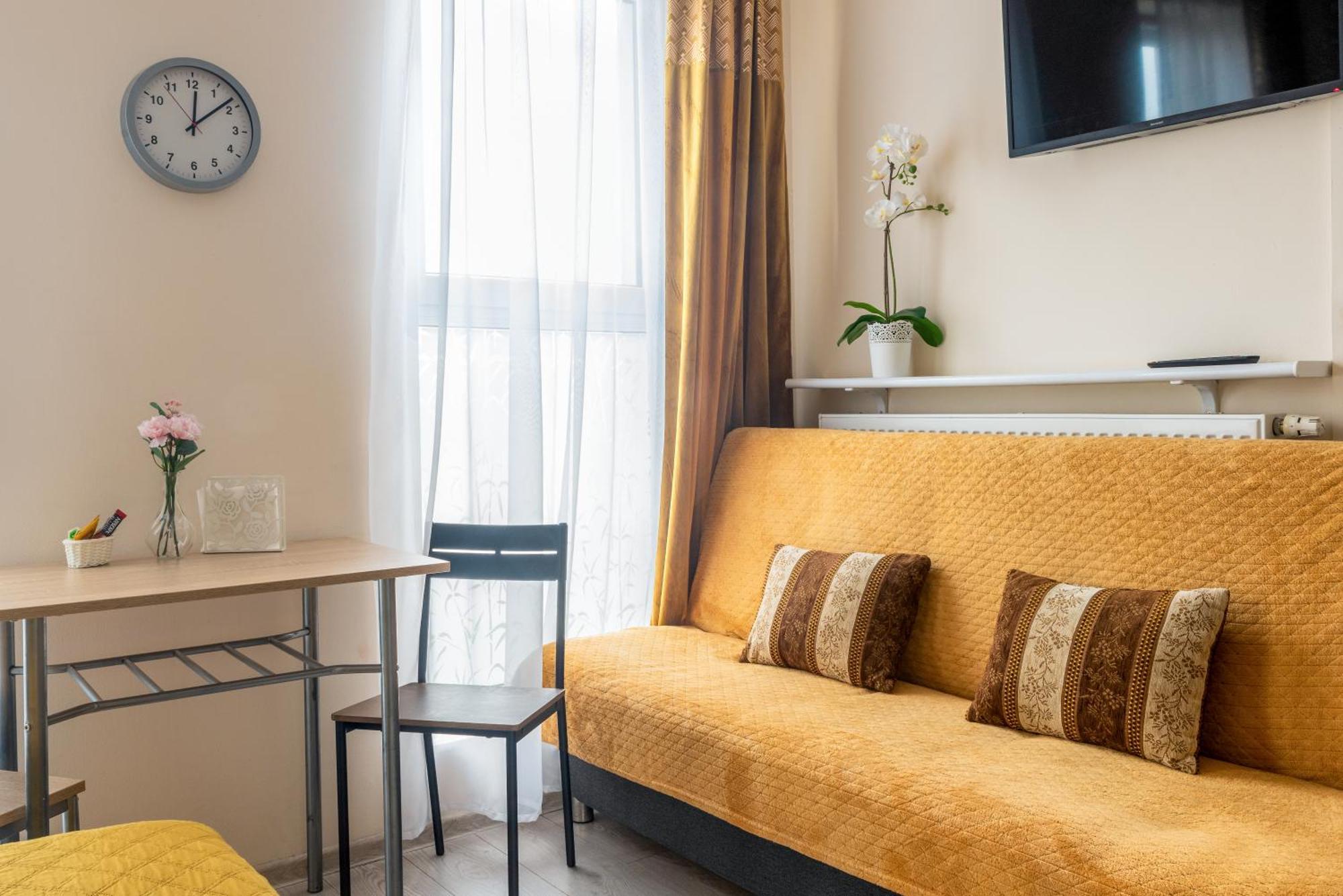Cozy Modern Apartment Astoria Magic Orange Old Town Krasków Εξωτερικό φωτογραφία