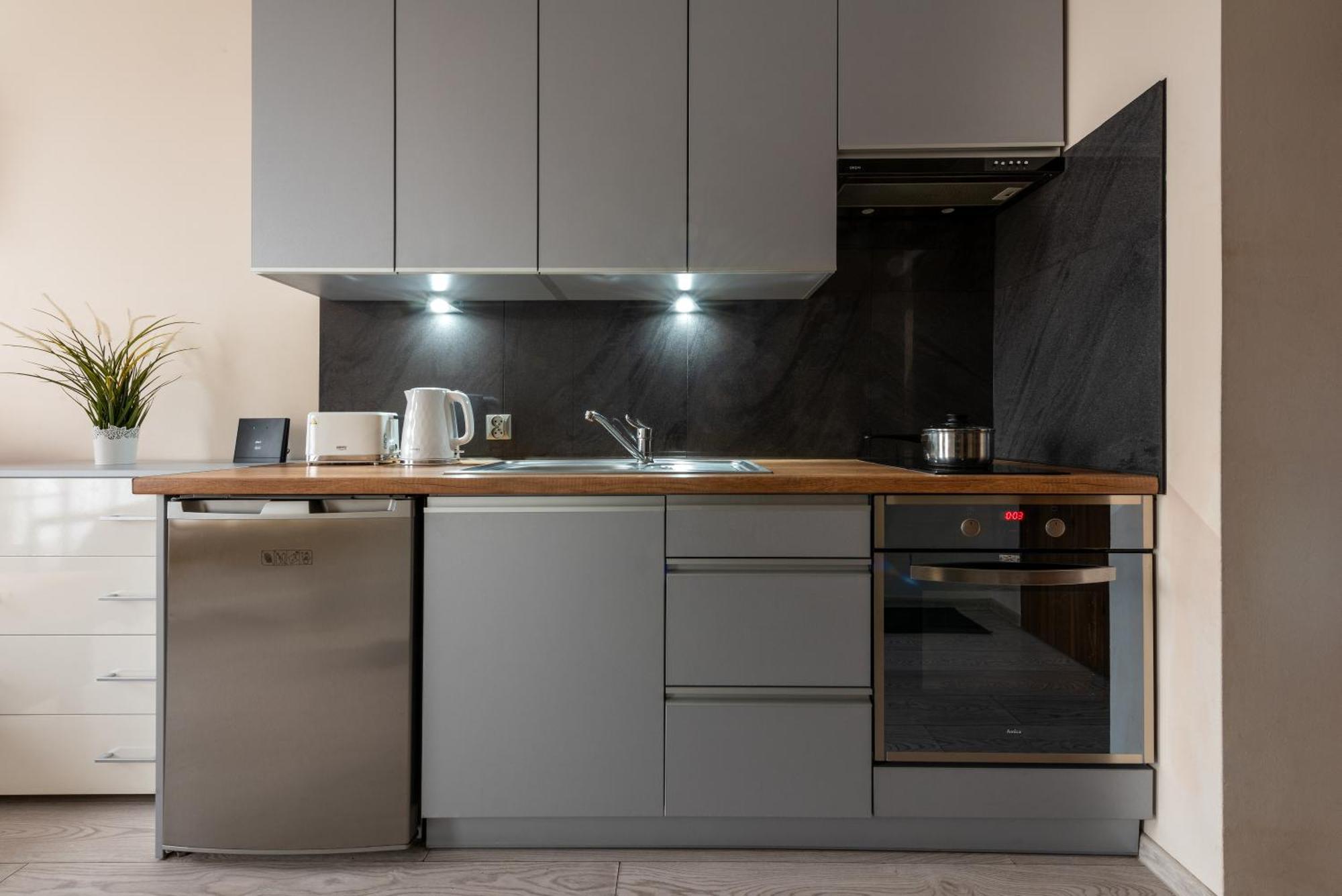 Cozy Modern Apartment Astoria Magic Orange Old Town Krasków Εξωτερικό φωτογραφία