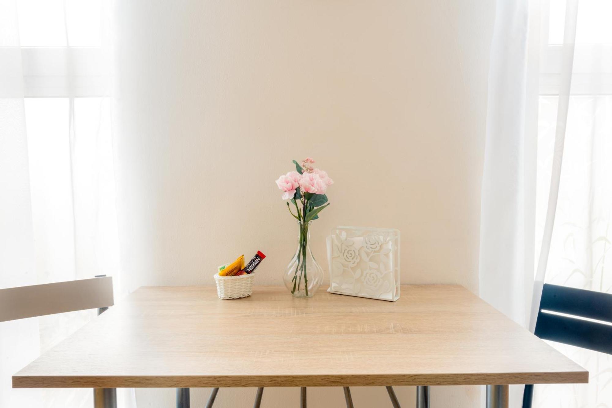Cozy Modern Apartment Astoria Magic Orange Old Town Krasków Εξωτερικό φωτογραφία