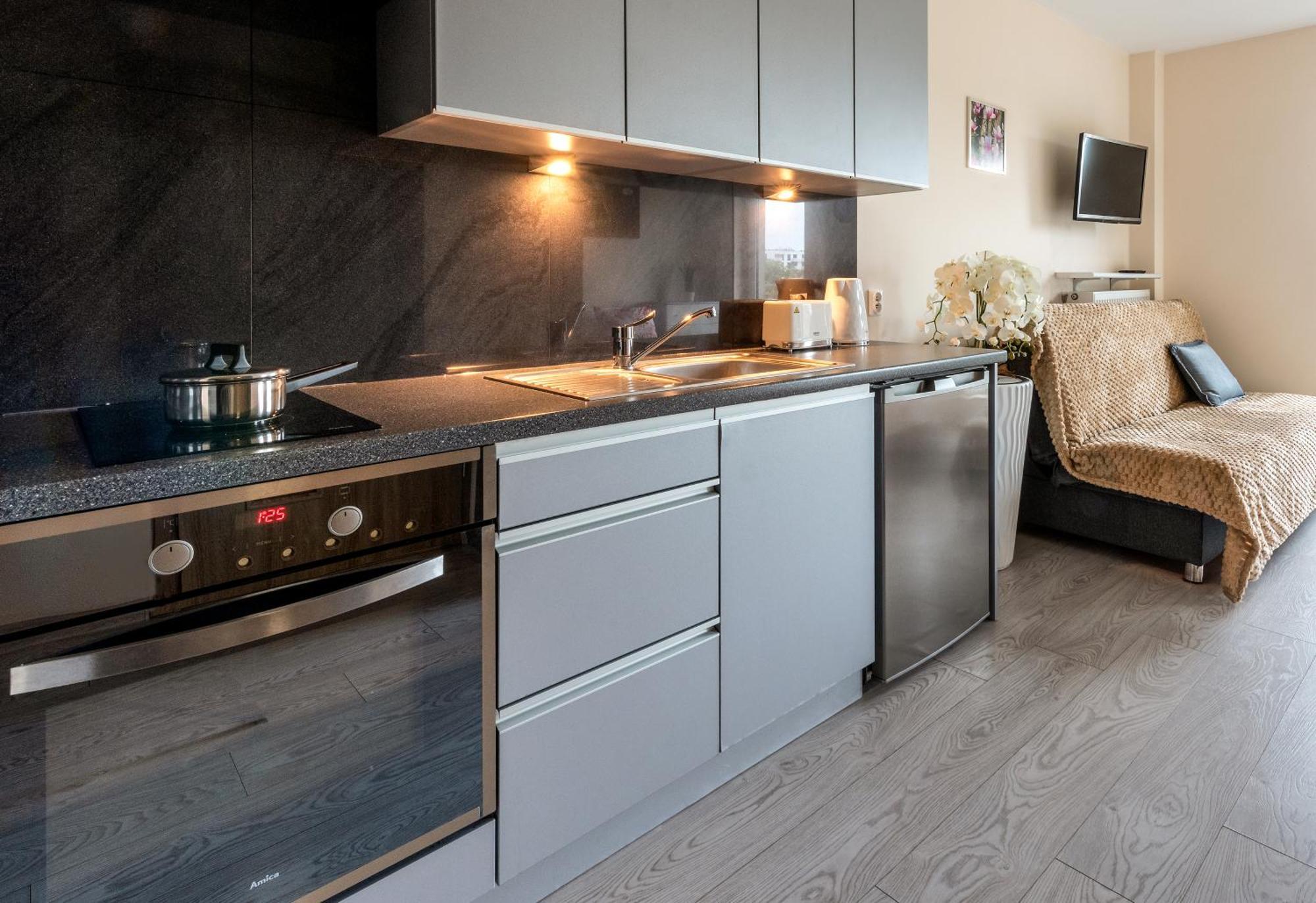 Cozy Modern Apartment Astoria Magic Orange Old Town Krasków Εξωτερικό φωτογραφία